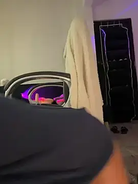 Stripchat Live Porn of aly_golden_