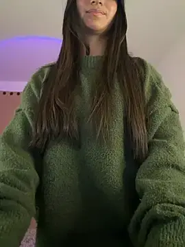 Stripchat Free Porn Cam of aly_golden_