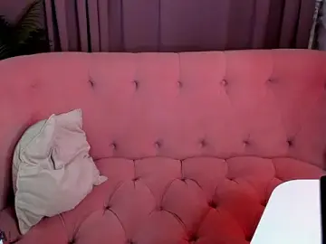 Stripchat Best live sex cam show of lura_lust