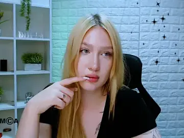 Stripchat Live Sex Cam of playful_sophie