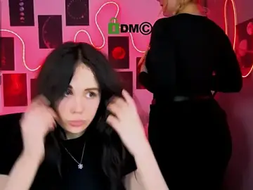Stripchat Live Sex Cam of playful_sophie