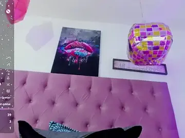 Stripchat Live Sex Cam of Aily_star
