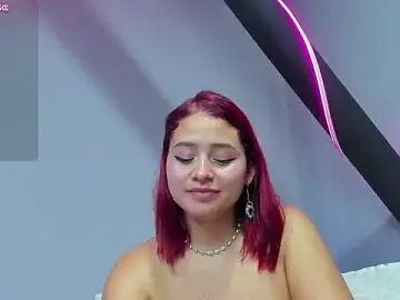 Stripchat Nude Webcam of Hannah_Scot