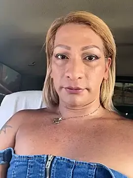 Stripchat Live Porn of YendraDirtyandhot