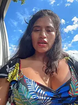 Stripchat Sex Cam of sexi_noemi