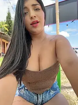 Stripchat Live Porn of Isaa-Sweet