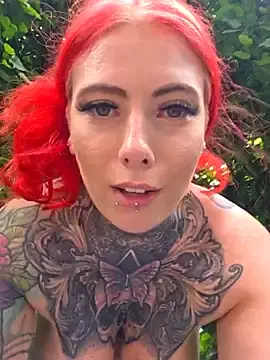Stripchat Live Sex Cam of BonnieStylez