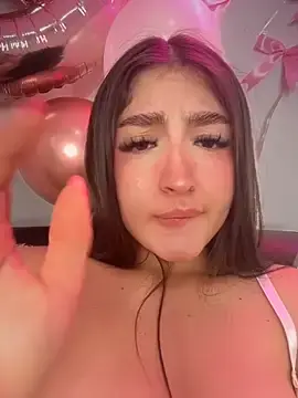 Stripchat Sex Cam of Gaby-Herrera