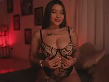 Stripchat Live Porn of HannahW_
