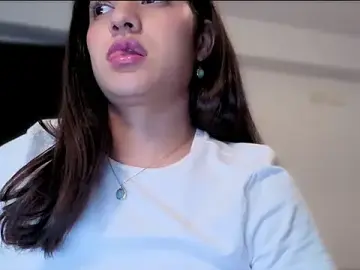 Stripchat Adult Video Chat of MadawiOud