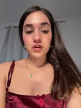 Stripchat Best live sex cam show of MadawiOud