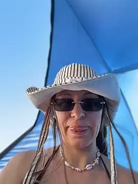 Stripchat Sex Cam of Natalie_bigass