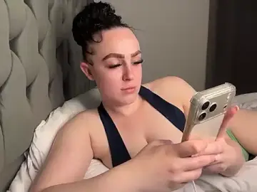 Stripchat Watch Live Sex Cams of riri_bstvx