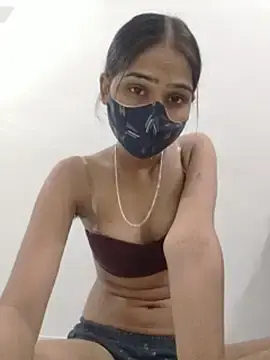 Stripchat Nude Webcam of suman_44