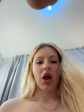 Stripchat Free Porn Cam of CaseyCumFace