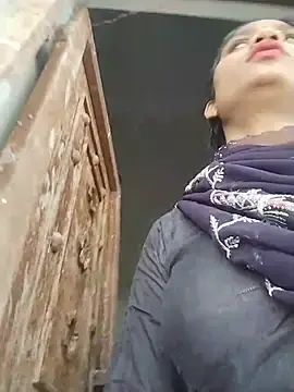 Stripchat Adult Webcam of Ishani_sharmaa