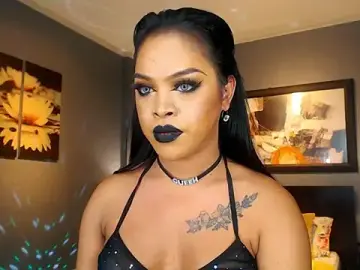 Stripchat Live Sex Cam of MarryQueen22