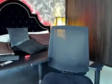 Stripchat Watch Live Sex Cams of DilanMiller_