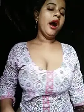 Stripchat Free Porn Cam of Jara_210