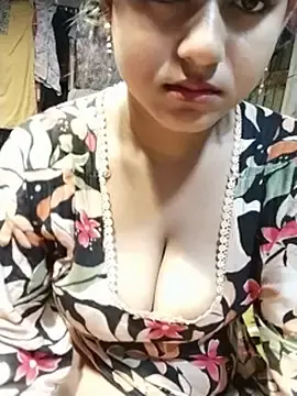 Stripchat Sex Cam of Jara_210
