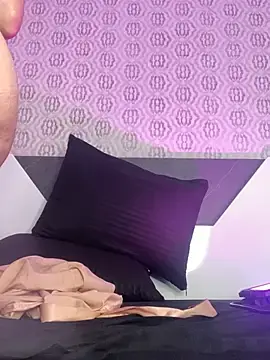 Stripchat Free Live Porn of Mia_rivers__