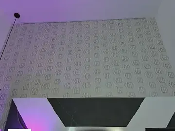 Stripchat Free Porn Cam of Mia_rivers__