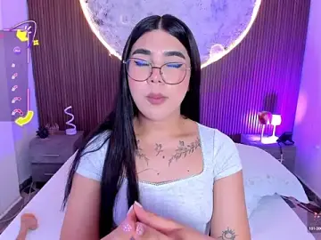 Stripchat Adult Webcam of RoseCassie
