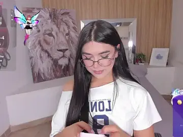 Stripchat Free Live Porn of RoseCassie