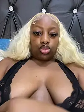 Stripchat Sex Cam of SexyBadGirl20