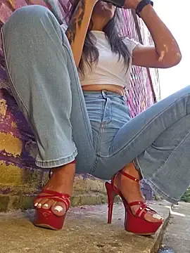 Stripchat Free Porn Cam of Yuky_ta