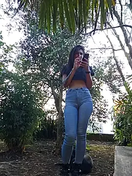 Stripchat Watch Live Sex Cams of Yuky_ta