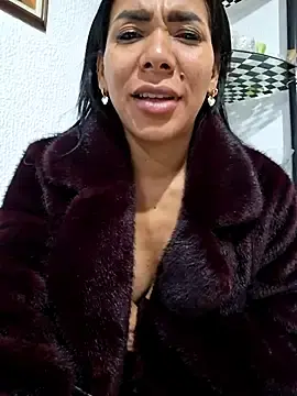 Stripchat Watch Live Sex Cams of Doll_Loren