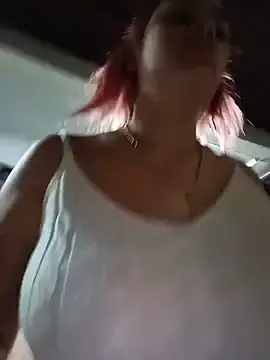 Stripchat Live Sex Cam of MariBelle1