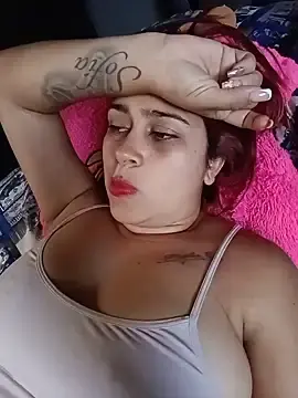 Stripchat Free Live Porn of MariBelle1