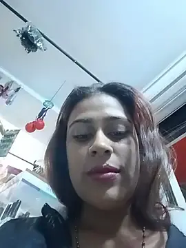 Stripchat Free Live Porn of MariBelle1