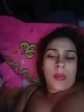 Stripchat Watch Live Sex Cams of MariBelle1