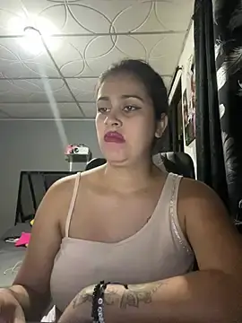 Stripchat Sex Cam of MariBelle1
