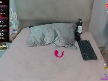 Stripchat Free Live Porn of SophiaMeyerst