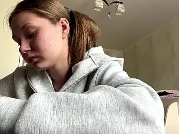 Stripchat Live Sex Cam of UncaringArtery