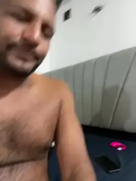 Stripchat Live Sex Cam of DiosaArdiente