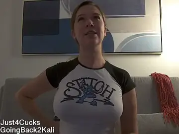 Stripchat Adult Webcam of boomboomr00m