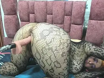 Stripchat Free Porn Cam of dulce_tentacion23