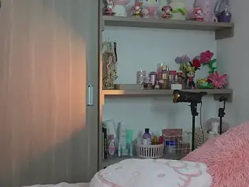 Stripchat Live Sex Cam of sophi_lii