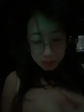 Stripchat Sex Cam of weiwei103