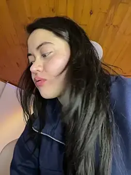 Stripchat Live Sex Cam of Camila_pinkk
