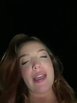 Stripchat Live Sex Cam of Daddyslut2_0
