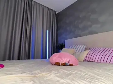 Stripchat Best live sex cam show of GlossyVixen