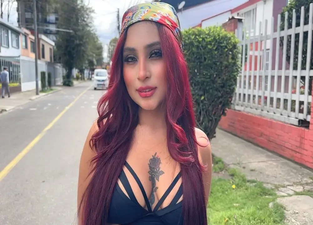 Naiaa_Cruz