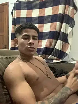 Stripchat Free Live Porn of Novindot23cm