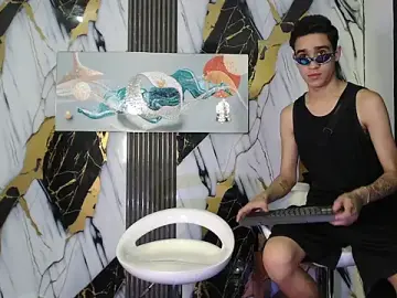 Stripchat Sex Cam of KING_LOVERS1